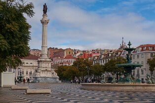 Place Rossio Place Rossio avec la colonne de Dom Pedro IV à Lisbonne