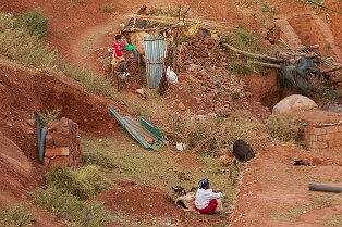 Scène de vie, faubourg de Télouet Yves MERANDON